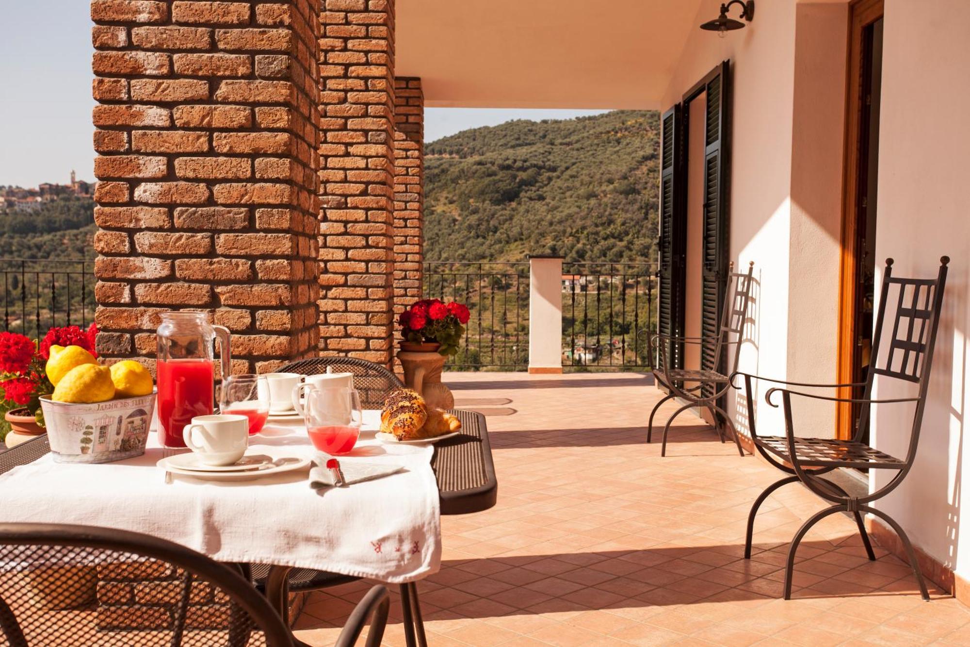 Agriturismo Benza インペリア エクステリア 写真